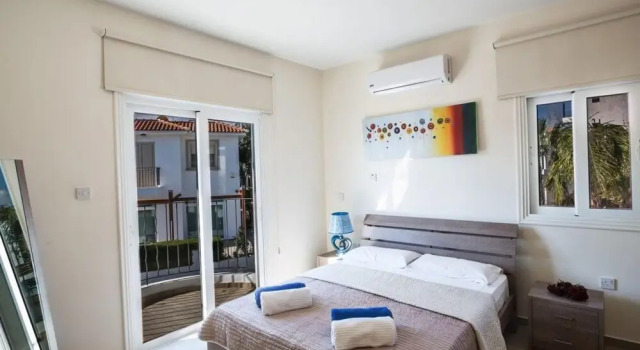 Villa Shaye AQ Me16