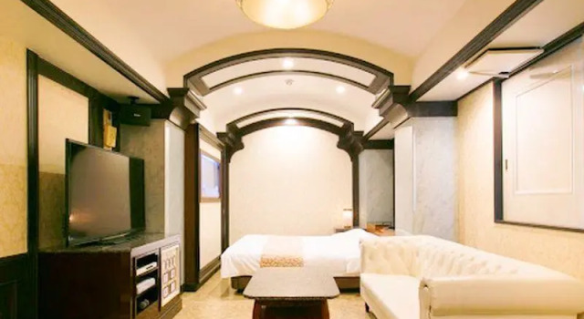 Полулюкс Hotel Atlantis Toyonaka (Adult Only)
