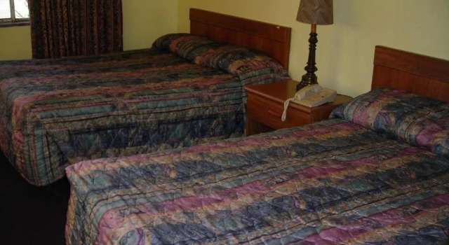 Четырёхместный номер Standard Hollywood Motel