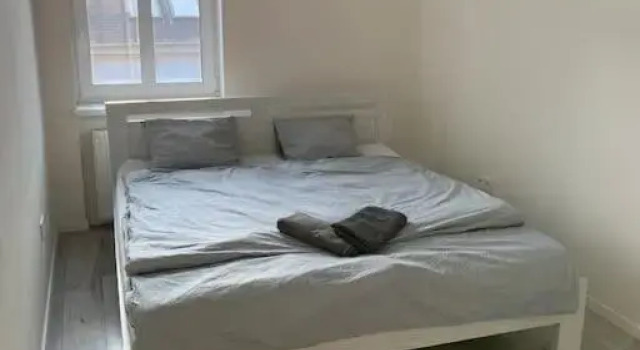 Lovely 2-bedroom apartment in centre of Bratislava, Забронировать Апартаменты/квартира Отели в центре Братиславы, в центре