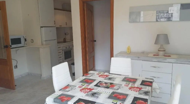 Апартаменты Only 100m from the beach, cosy flat ideal for family holidays