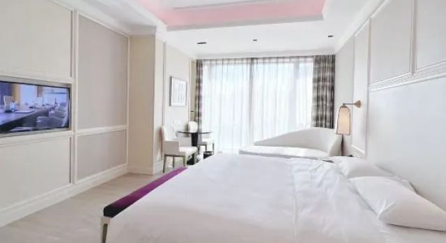 Номер Deluxe Hotel Plaza Carnival Qingdao