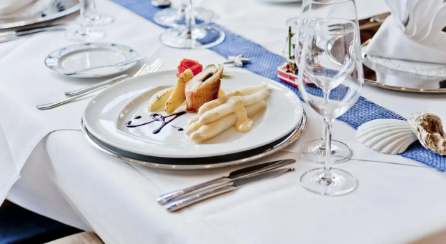 Hotel Aquamarin, Забронировать Курортный отель Отели Кюлунгсборн 4 звезды, 4*