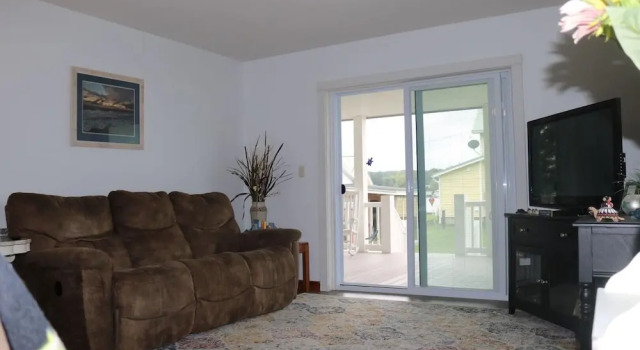 2729 Willow Ave. 3 Bedroom Condo, Брондау Пәтер Celoron New York State