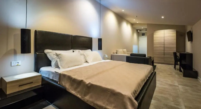 Апартаменты Hotel Crystal Light