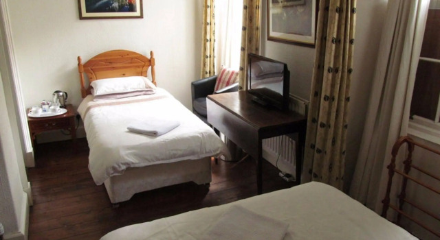 Lantern Guest House, Забронировать Гостевой дом Бротон Эдинбург, рядом с Национальный музей Шотландии