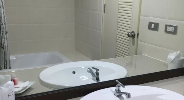 Номер Superior с балконом Toh Buk Seng Ayutthaya Hotel