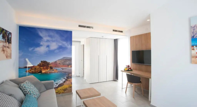 Люкс с 2 комнатами Отель BLUESEA Alyssa Suite