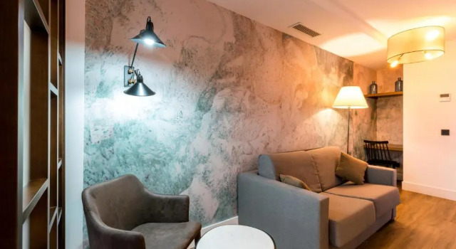 Люкс с балконом Suites San Pablo