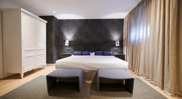 Junior-Suite Hostal Lola