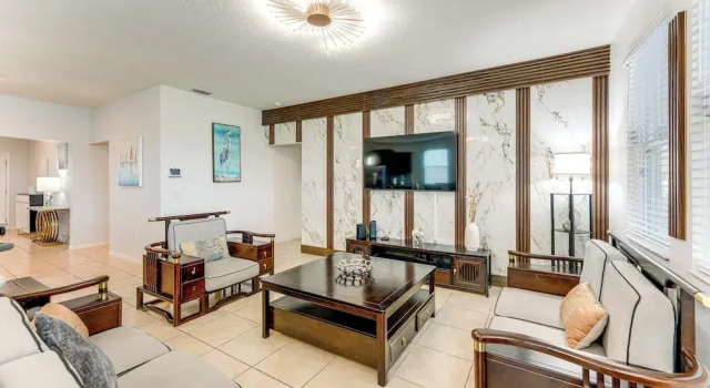 10 Mi to Disney World: Oasis w/ Resort Amenities!