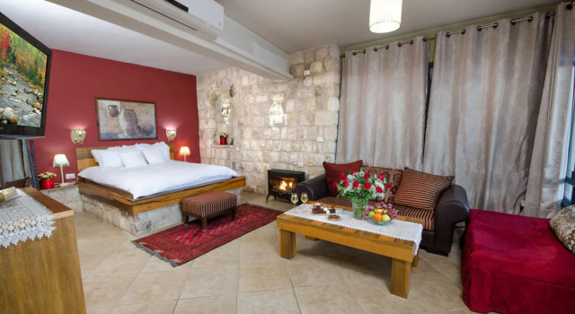 El Gey Oni - Royal Suites, Book Hotel Rosh Pinna Upper Galilee