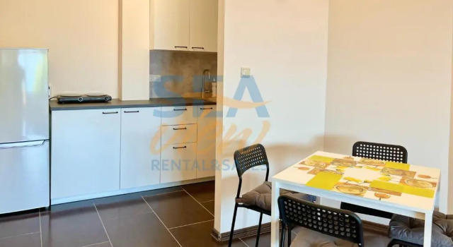 SEAVIEW BG Beach Front Suites, Забронировать Апарт-отель Апарт-отели Золотых Песков, рядом с Поле для мини-гольфа, Апарт-отель