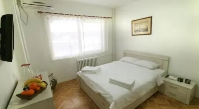 Main Square Apartments - Public Room Anja, Забронировать Апартаменты/квартира Апартаменты Скопья, рядом с Saints Cyril and Methodius University of Skopje, Апартаменты/квартира