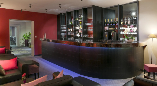 Best Western Hotel de la Breche, Забронировать Отель Отели Ньор 4 звезды, рядом с Port Boinot, 4*