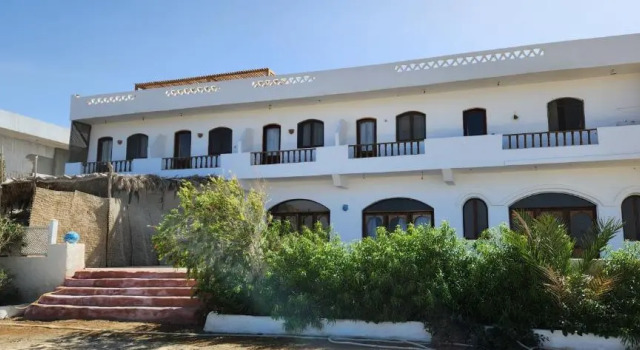 Кровать в общем номере (женский номер) Rayhana Guest House