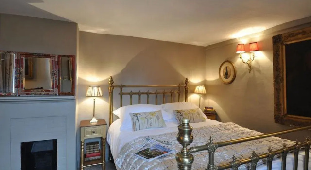The Bull at Benenden, Prenota Hotel Cranbrook High Weald