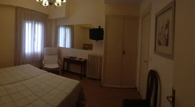 Четырёхместный номер Standard Hostal Ruiz