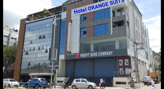 Hotel Orange Suites, Rezervovat Hotel Hotely v Bangalore s parkováním, Parkování