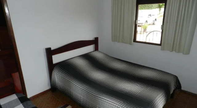 Pousada Hospedaria Santa Clara, Забронировать Отель Санта-Рита-ди-Жакутинга Минас-Жерайс