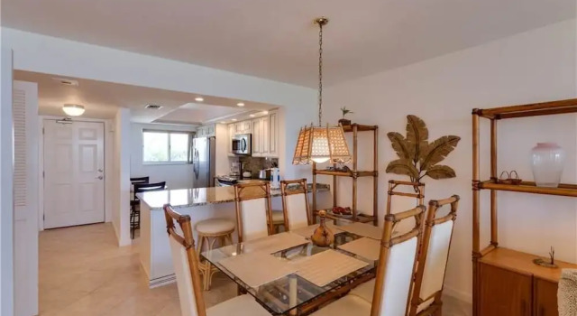 Sun Caper 308 - Two Bedroom Condo, Забронировать Отель Отели Fort Myers Area с парковкой, Парковка