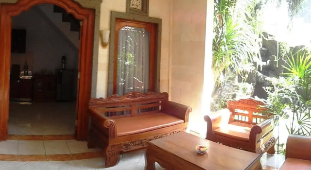 Pollok and Lemayeur Beach Front Hotel, Rezervovat Hotel Hotely v Bali se snídaní, Snídaně