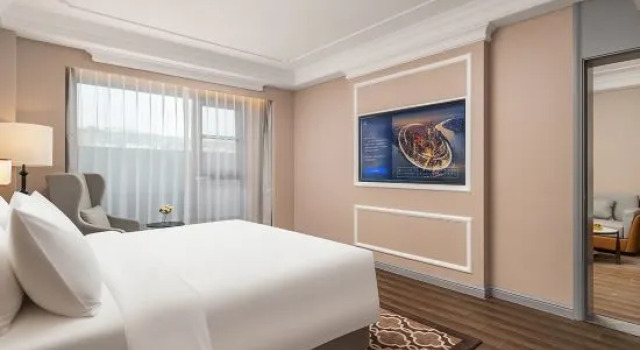 Люкс Business Vienna International Hotel (Qinzhou Impression Cultural-Commercial Street Branch, Tianshui)
