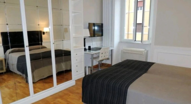 Testaccio  Apartments, Rezervovat Apartmán Hotely v Lazio s parkováním, Parkování