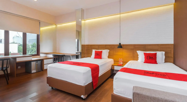 Camera doppia Deluxe RedDoorz Plus @ CBD Bintaro