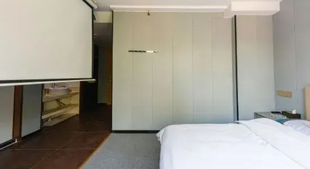 Qixi Qingju Hotel (Provincial Sports Center), Rezervovat Hotel Čeng-čou Henan
