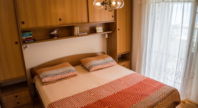 Apartment Ela - first row to the Sea: A2 mali Sutivan, Island Brac, Забронировать Апартаменты/квартира Отели Сутиван с парковкой, Парковка