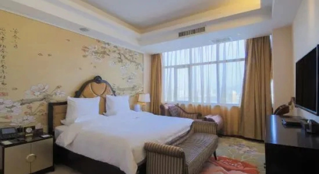 Четырёхместный люкс Presidential Fwinchine International Hotel