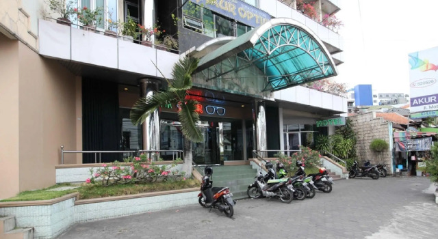 Akur Hotel Malioboro Mitra RedDoorz, Book Hotel Danurejan Yogyakarta