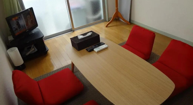 Guest House Zen Hakata Nishijin, Varaa Matkakoti  