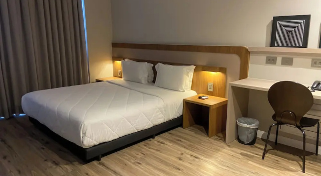 Двухместный номер Deluxe Slaviero Hotel Curitiba Shopping