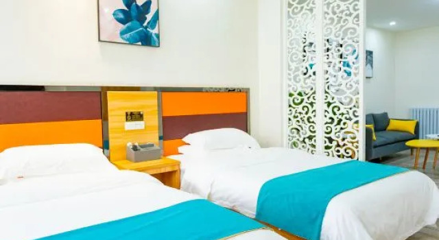 Семейный люкс Taibai Mountain Jingcheng Hotel