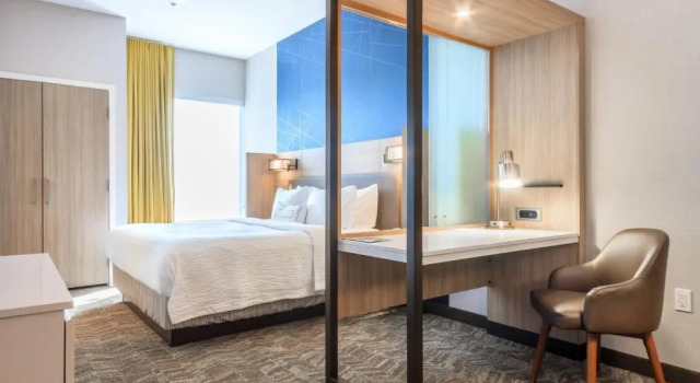 Люкс SpringHill Suites by Marriott The Dunes On Monterey Bay