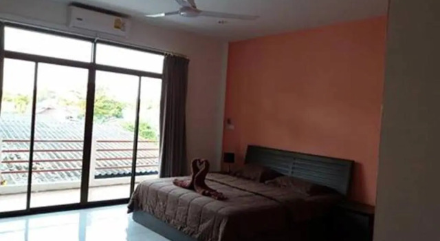 Двухместный номер Deluxe с балконом Da Puccio Rawai Guesthouse