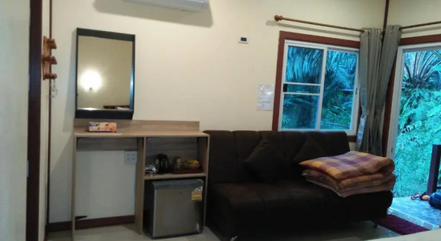 Двухместный номер Standard с балконом Khao Sok Palm Garden Resort