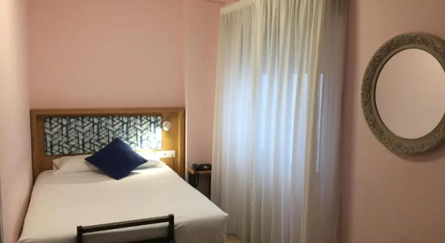 Hotel Celanova, Buchen Sie Hotel Celanova 