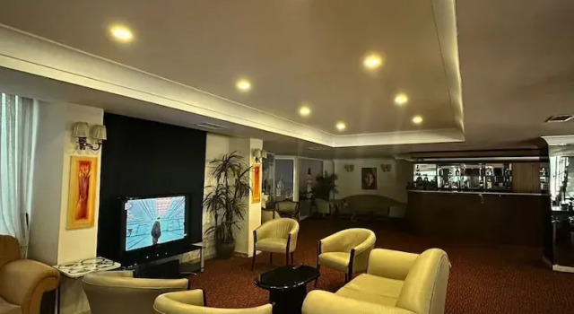 Hotel Büyük Şehzade, Забронировать Отель Фатих Стамбул, рядом с Библиотека Стамбульского университета