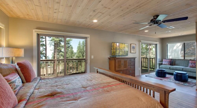 Pine Tree Chalet by RedAwning, Book Chalet South Lake Tahoe South Lake Tahoe Area
