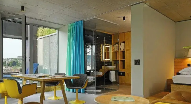Двухместный люкс 25hours Hotel Langstrasse
