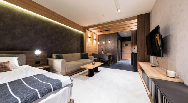 Апартаменты Luxury Woodside Apartment 218