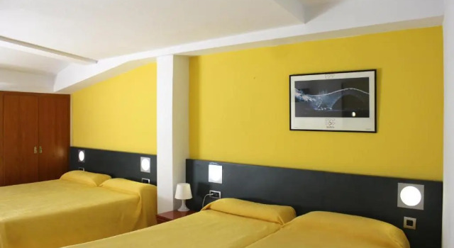 Четырёхместный номер Standard Hotel Cims Pas de La Casa