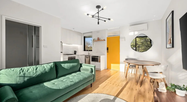 Апартаменты Peppertree Apartments