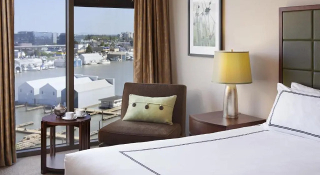 Двухместный номер Standard Radisson Blu Vancouver Airport Hotel & Marina