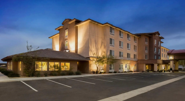 Country Inn & Suites by Carlson Barstow, Rezerwuj Hotel Hotele w Barstow z parkingiem, Parking