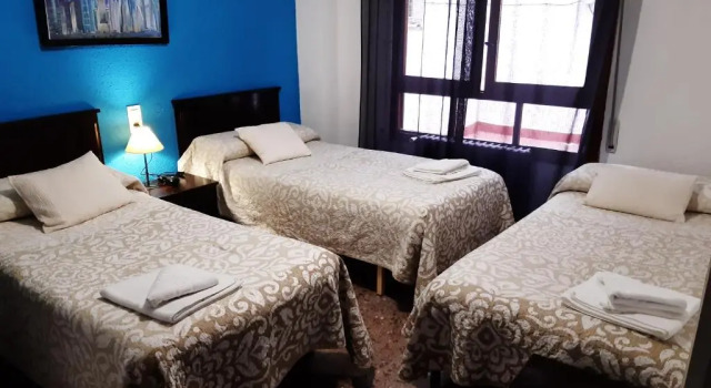 Трёхместный номер Standard Hotel Azahar