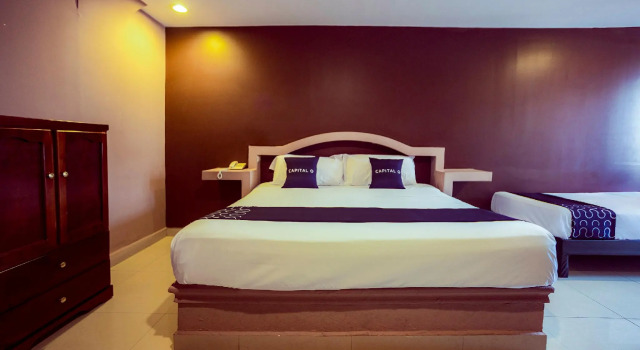 Четырёхместный номер Standard Capital O Hotel Diro, Monterrey